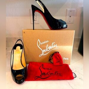 UEC Christian Louboutin Black Patent Leather Stilettos 38.5 peep toe sling back
